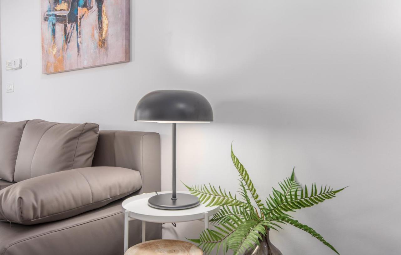 רוביני Apart Residence Galant מראה חיצוני תמונה